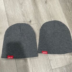2 Live Fit beanies